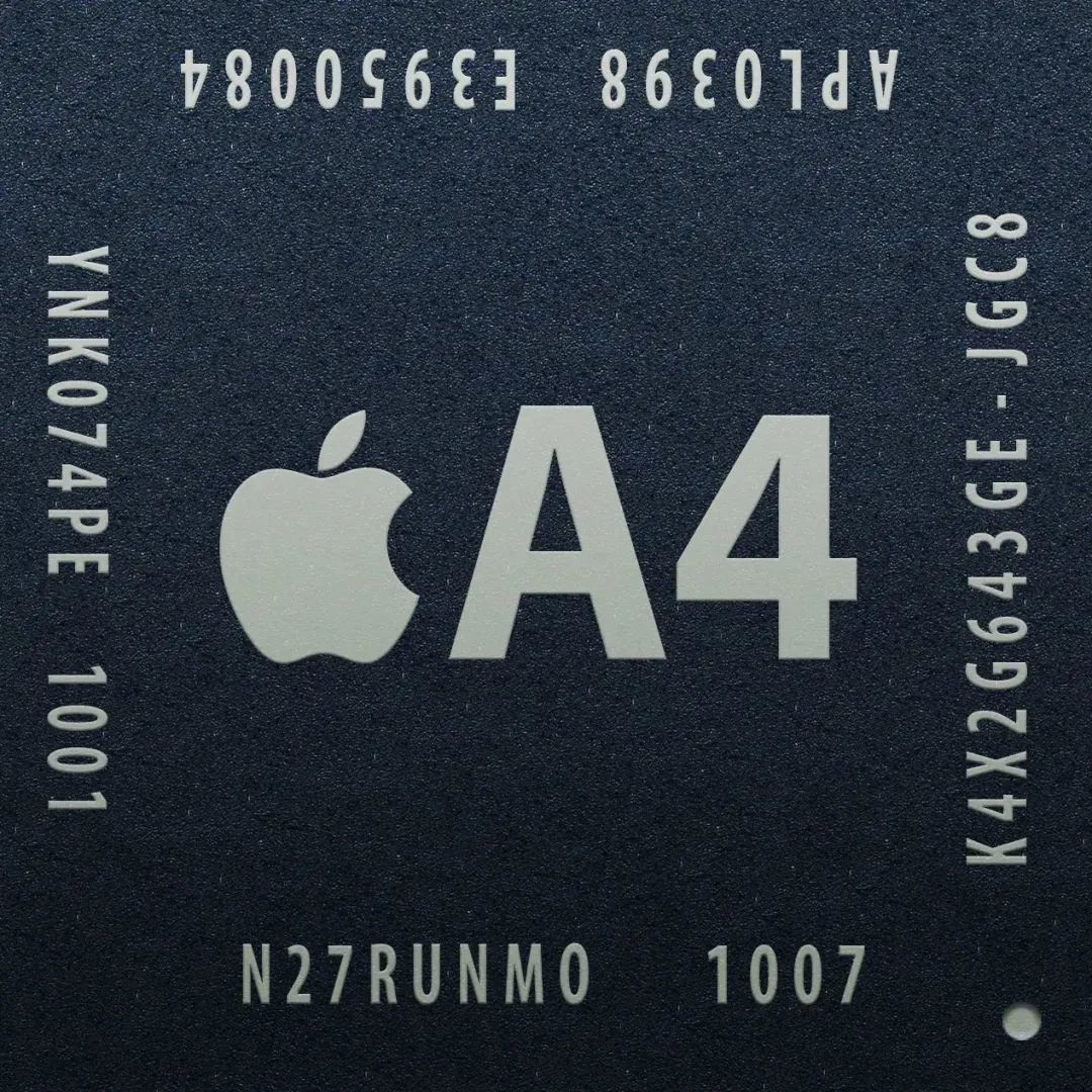 假装现在是 2010 年： iPhone 问世以来最大的更新，iPhone 4 来了