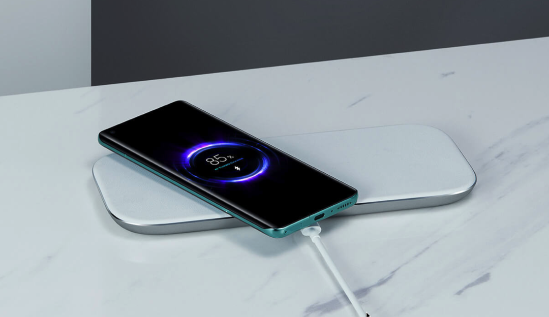 小米做出苹果都无法量产的 AirPower 了？