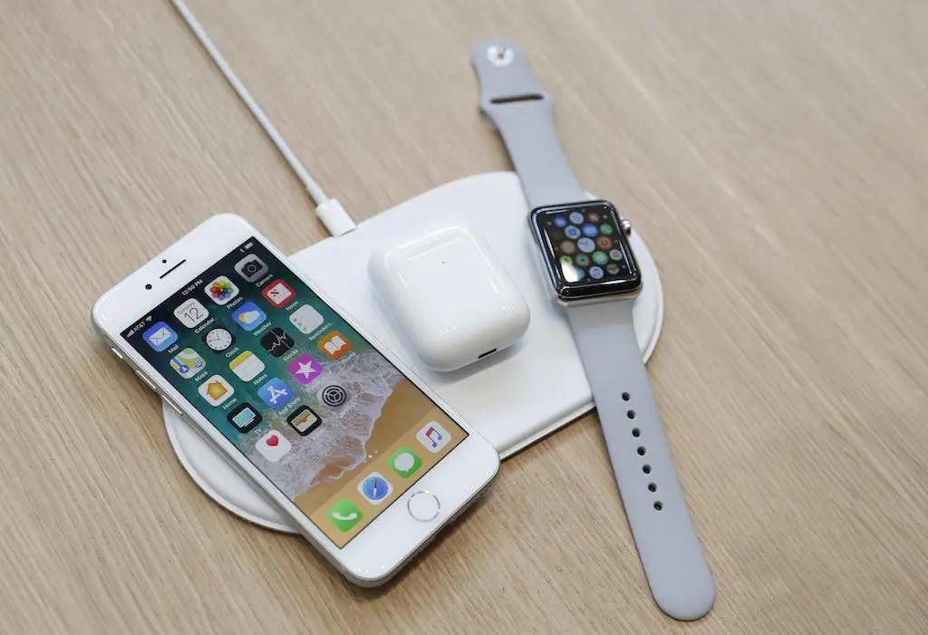 小米做出苹果都无法量产的 AirPower 了？